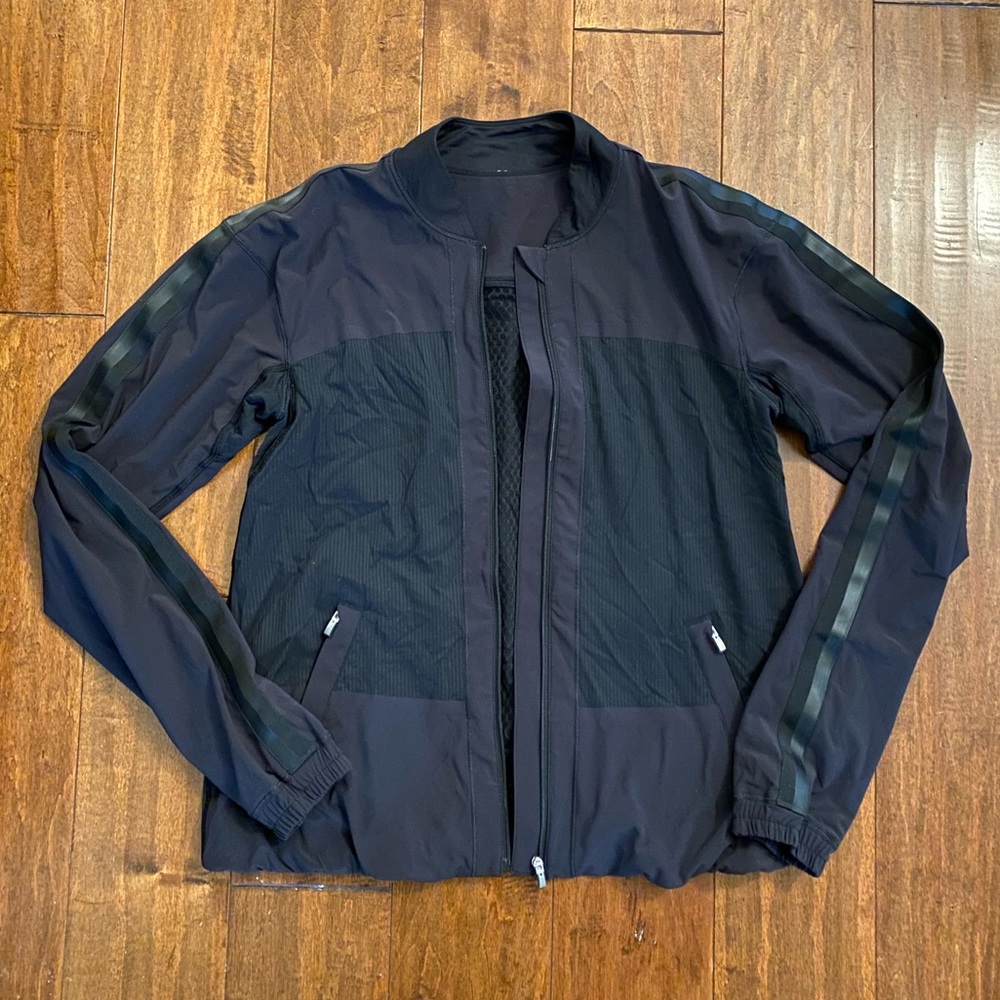 Lululemon Black Windbreaker Bomber Jacket Sz 4